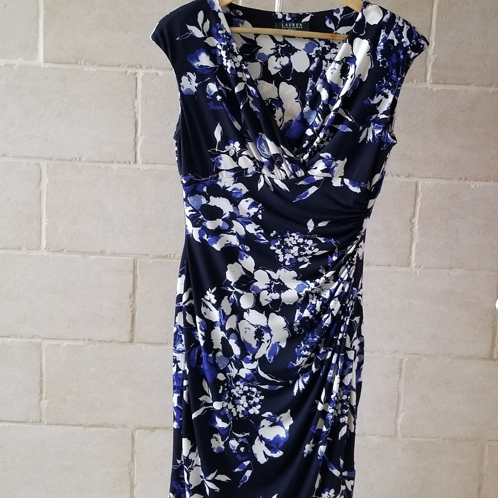 Ralph Lauren Floral V Neck Dress 💖